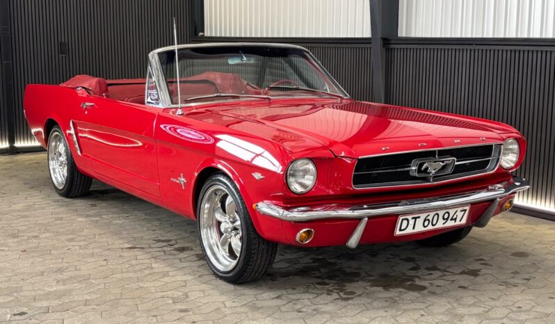 Ford Mustang 4.7 Cab full