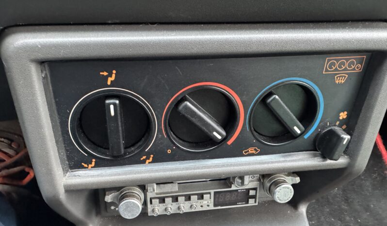 Alfa Romeo 75 Turbo Evoluzione full