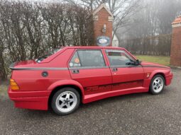 Alfa Romeo 75 Turbo Evoluzione full