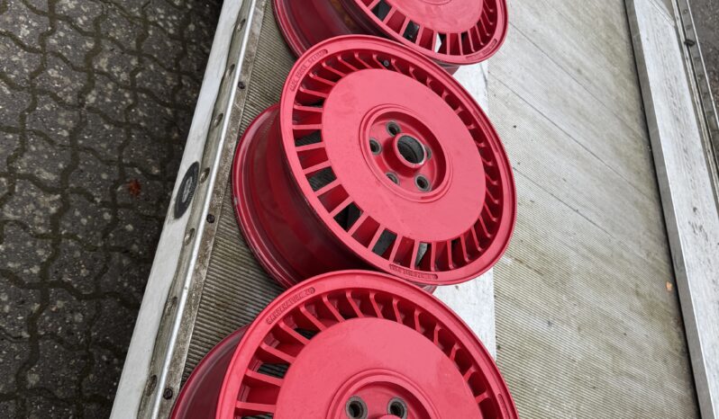 Alfa Romeo 75 Turbo Evoluzione full