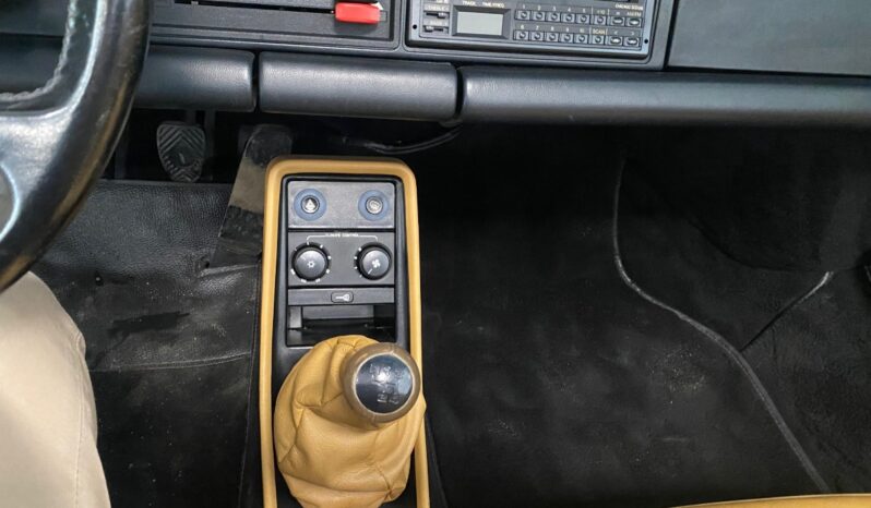 Porsche 911 930 3.3 Turbo Cabriolet full