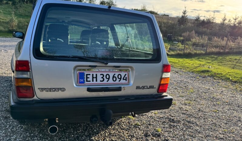 Volvo 200-Serie 240 combi full