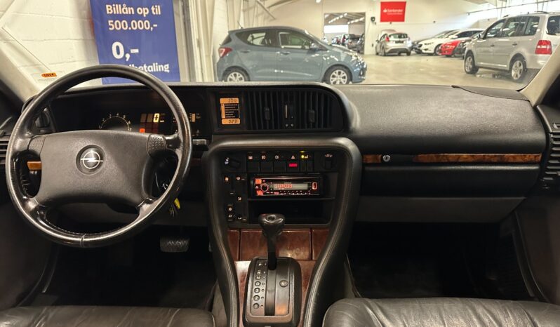 Opel Senator 3.0 i CD. 24V. Aut. full