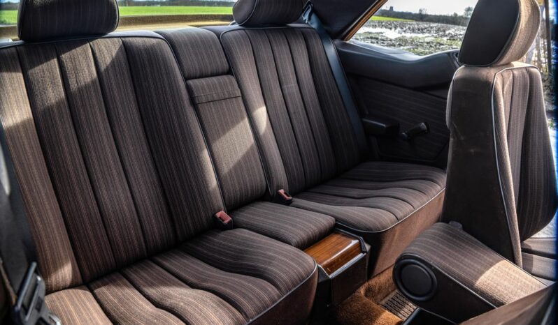 Mercedes-Benz E-Klasse (W124) 230CE full