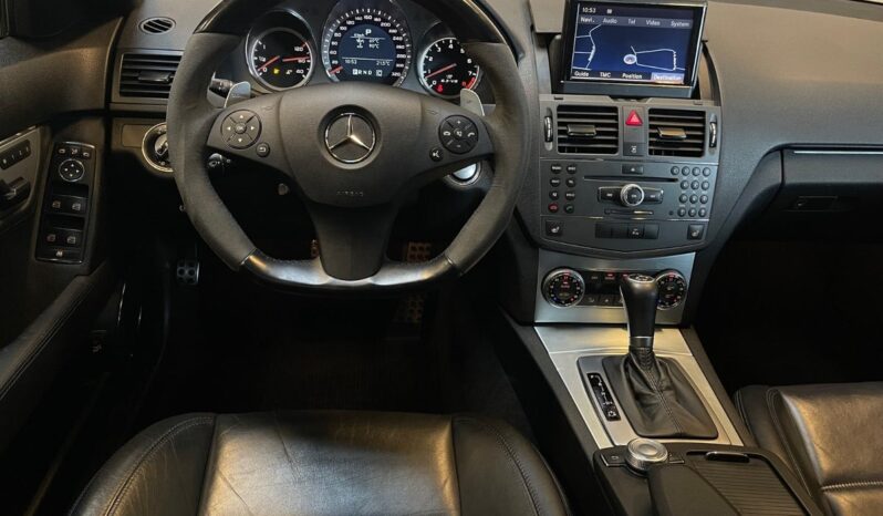 Mercedes-Benz C-Klasse (W220) C63 6,3 AMG stc. aut. Van 5d full