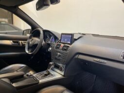 Mercedes-Benz C-Klasse (W220) C63 6,3 AMG stc. aut. Van 5d full