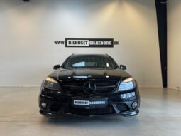 Mercedes-Benz C-Klasse (W220) C63 6,3 AMG stc. aut. Van 5d full