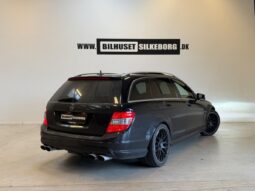 Mercedes-Benz C-Klasse (W220) C63 6,3 AMG stc. aut. Van 5d full