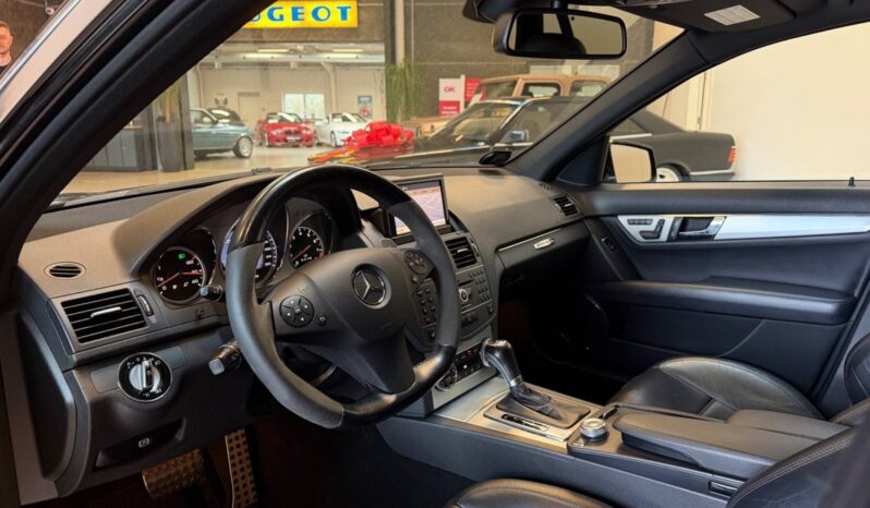 Mercedes-Benz C-Klasse (W220) C63 6,3 AMG stc. aut. Van 5d full