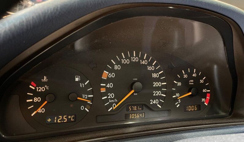 Mercedes-Benz CL-Klasse CLK200 2,0 Avantgarde 2d full