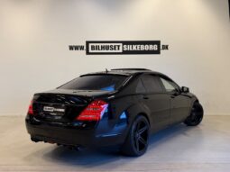 Mercedes-Benz S-Klasse (W220) S500 5,5 aut. lang 4d full