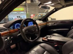 Mercedes-Benz S-Klasse (W220) S500 5,5 aut. lang 4d full