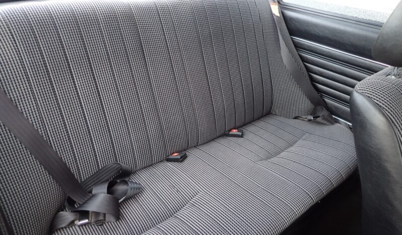 Toyota Carina 1,6 TA40 full