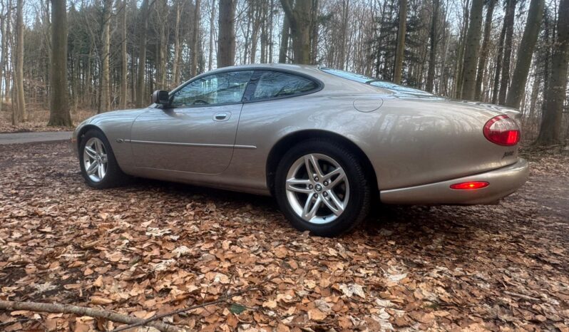 Jaguar XK8 XK 4,2 V8 Coupé aut. 2d full