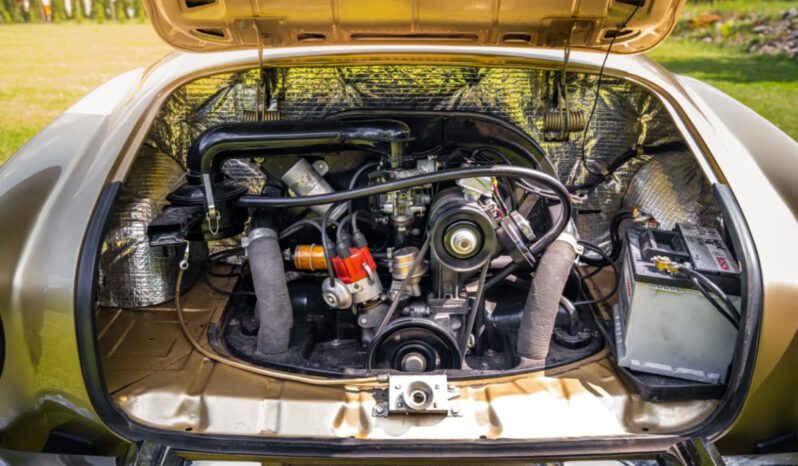 VW Karmann-Ghia 1200 full