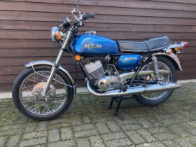 Suzuki T250