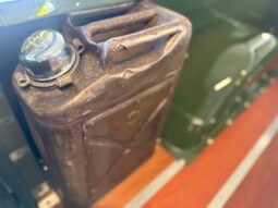 Chevrolet C10 Shortbed Fleetside V8 full