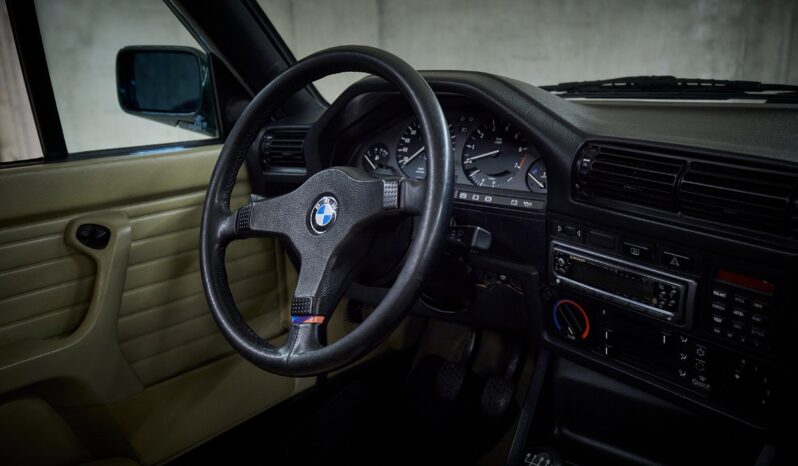 BMW 3-serie E30 325i Cabriolet full