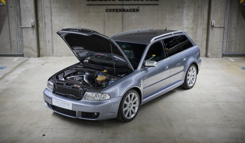 Audi RS4 B5 Avant full