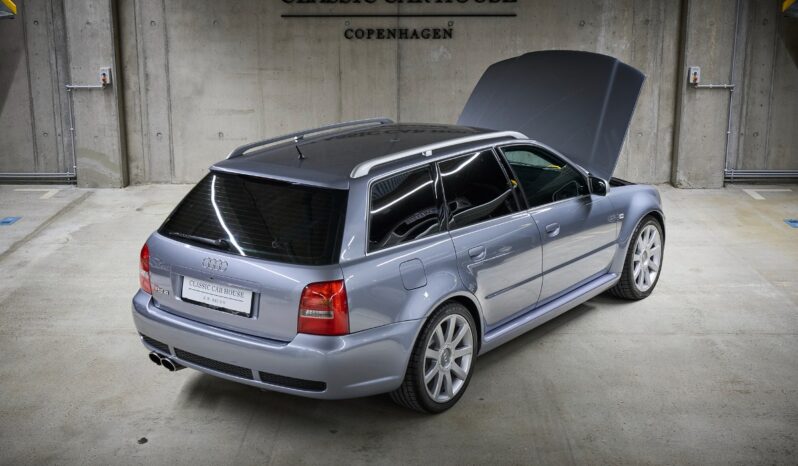 Audi RS4 B5 Avant full