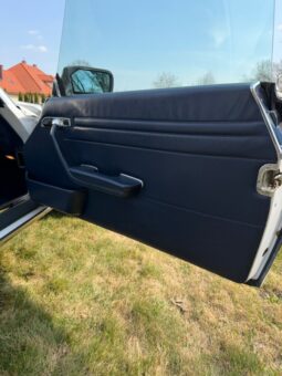 Mercedes-Benz SL-Klasse (R107) 560 V8 full