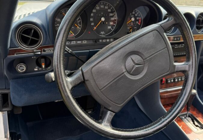 Mercedes-Benz SL-Klasse (R107) 560 V8 full