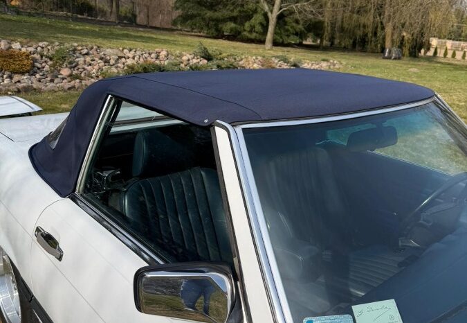 Mercedes-Benz SL-Klasse (R107) 560 V8 full