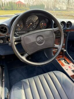 Mercedes-Benz SL-Klasse (R107) 560 V8 full