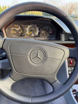 Mercedes-Benz E-Klasse (W124) E320 cabriolet full