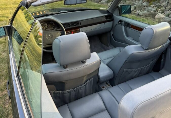 Mercedes-Benz E-Klasse (W124) E320 cabriolet full