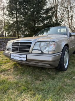 Mercedes-Benz E-Klasse (W124) E320 cabriolet full