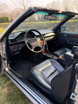 Mercedes-Benz E-Klasse (W124) E320 cabriolet full