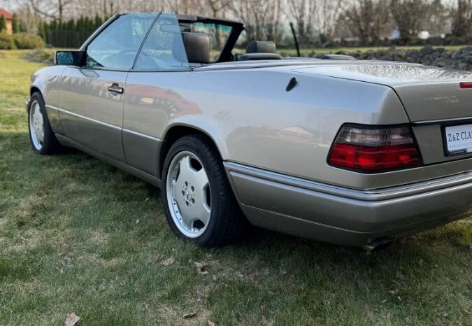 Mercedes-Benz E-Klasse (W124) E320 cabriolet full