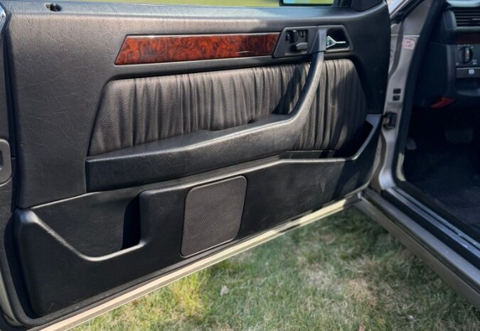 Mercedes-Benz E-Klasse (W124) E320 cabriolet full