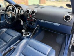 Audi TT Coupe 1,8 T Quattro full