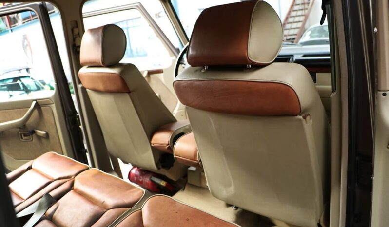 Mercedes-Benz G-Klasse 300GD full