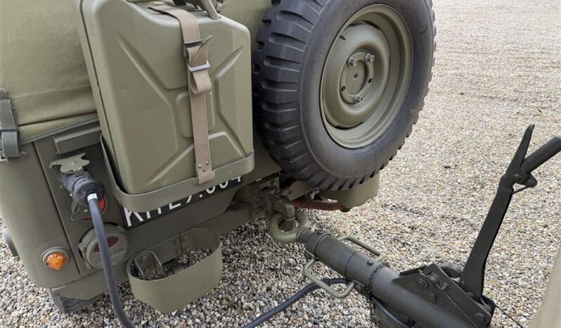 Willys Knight Jeep M38 2,2 4×4 full