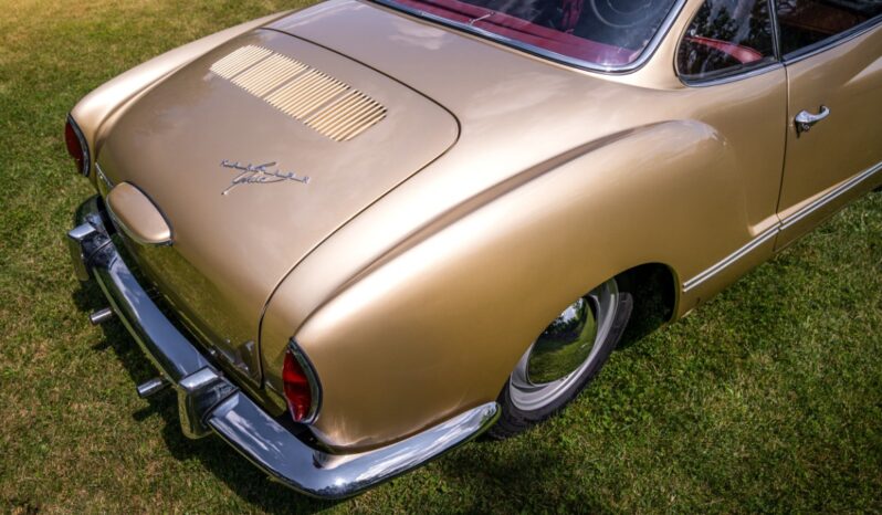 VW Karmann-Ghia 1200 full