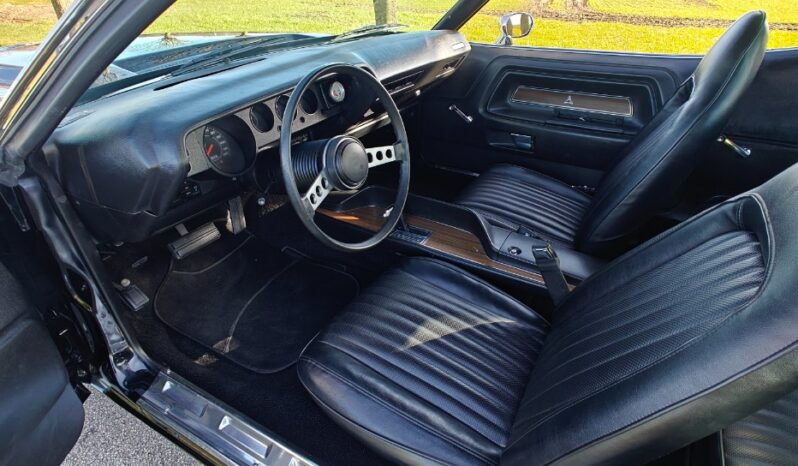 Dodge Challenger coupe full