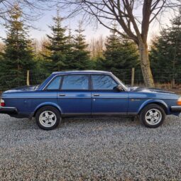 Volvo 200-Serie 240 GLE full