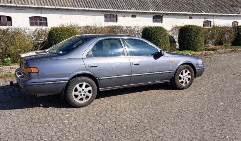 Toyota Camry 3,0 V6 full