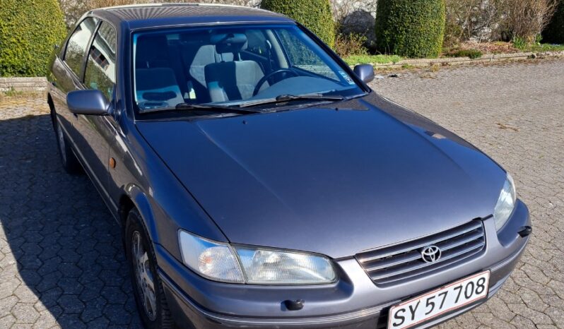 Toyota Camry 3,0 V6 full