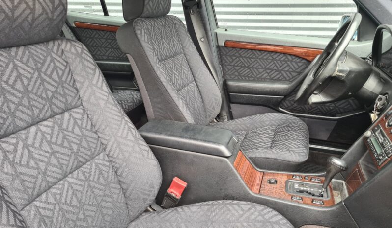 Mercedes-Benz C-Klasse (W220) C280 W202 full