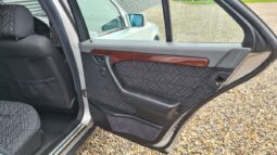 Mercedes-Benz C-Klasse (W220) C280 W202 full