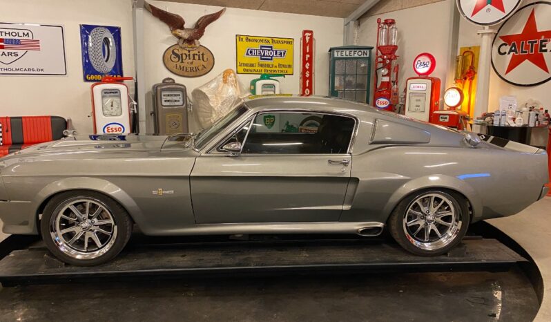 Ford Mustang Elenor full