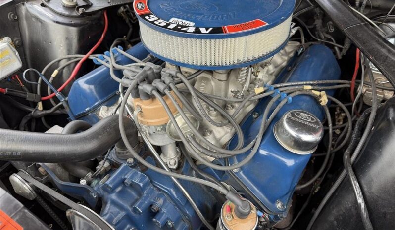 Ford Mustang Mach 1 full