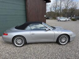 Porsche 911 Carrera 3,4 Cabriolet full