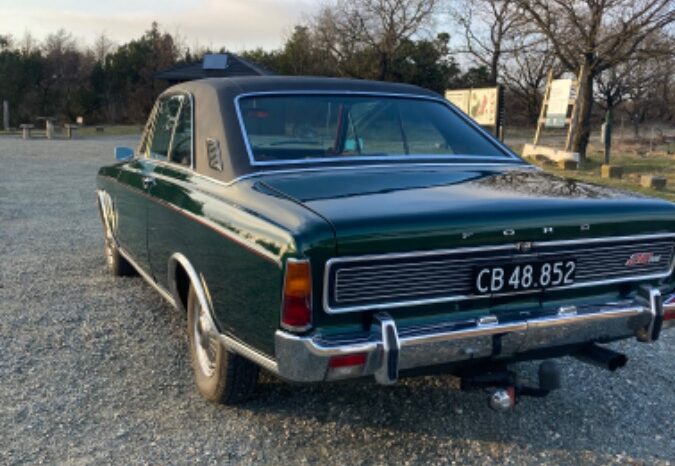 Ford 26M Hardtop Coupé full