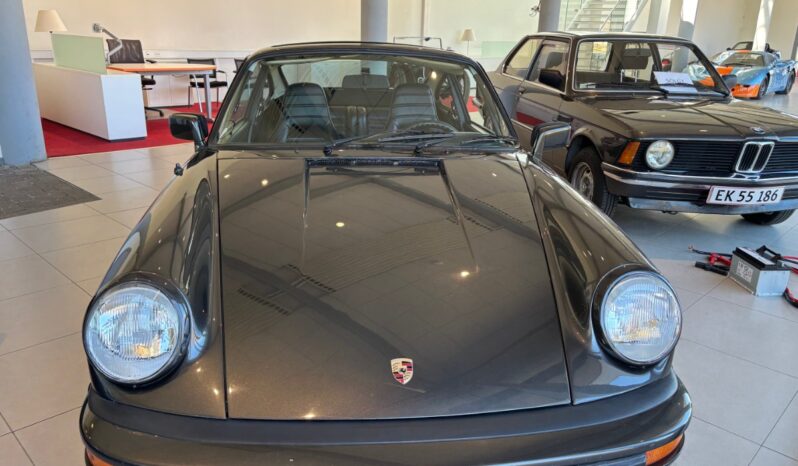Porsche 911 SC 8-32 full