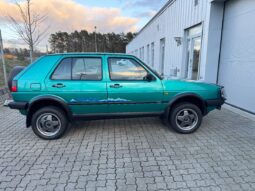 VW Golf Country 1,8 Syncro full